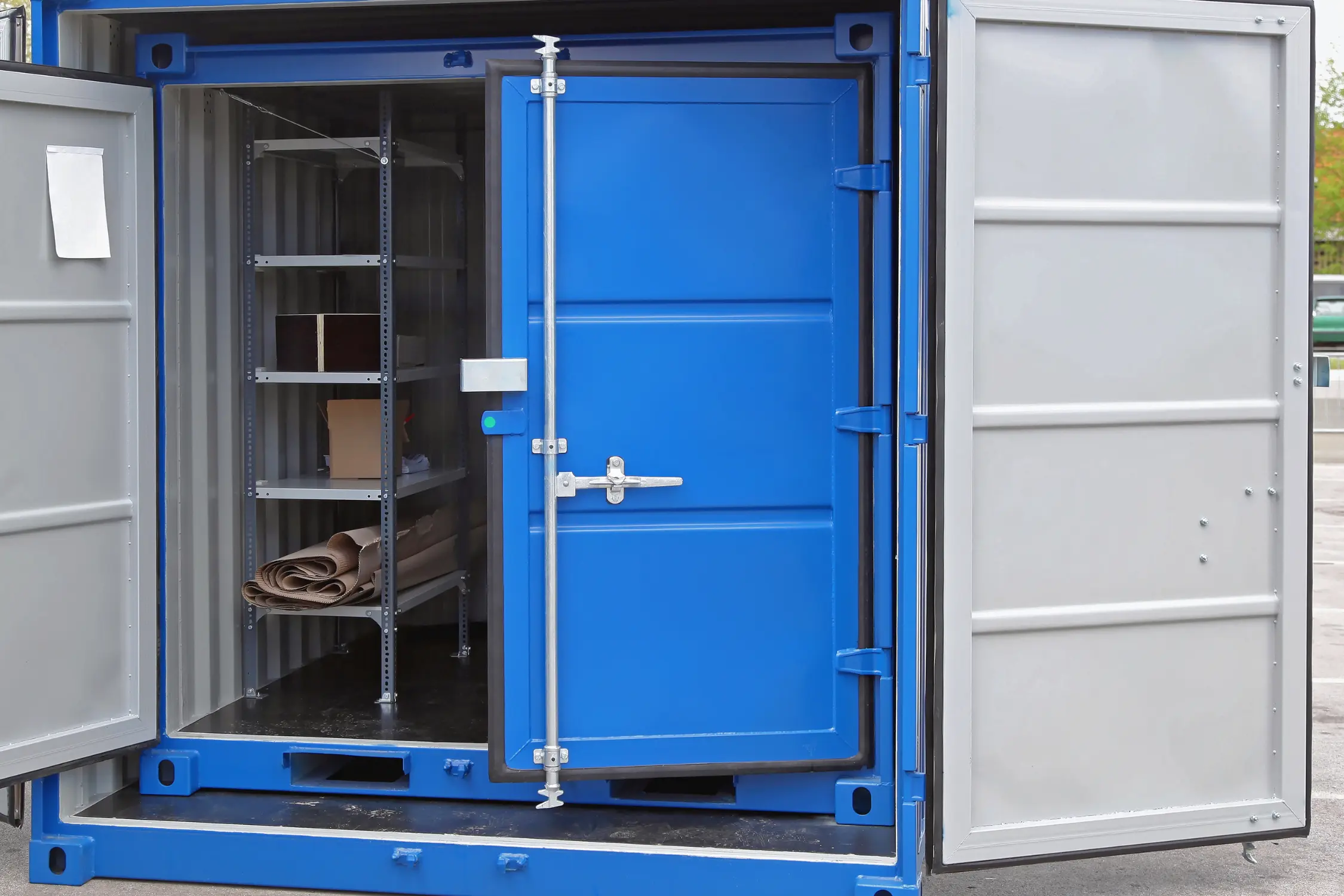 Container devanning in Exeter